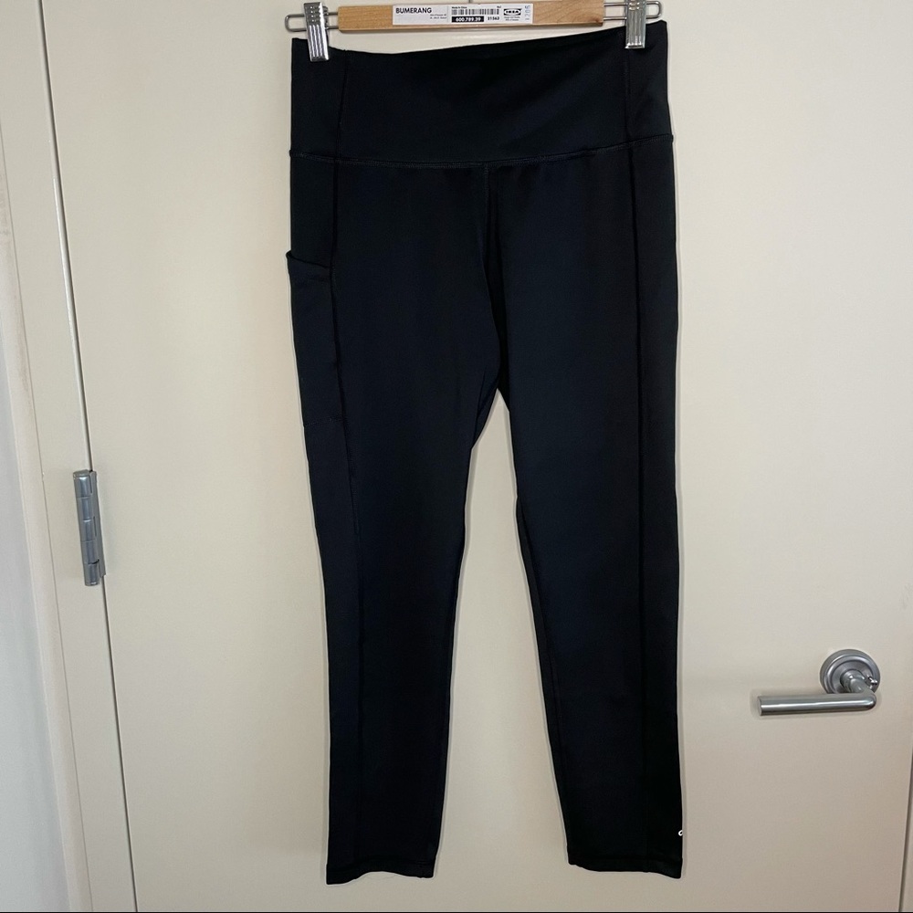 Adidas Cropped Climalite Leggings  // Size medium